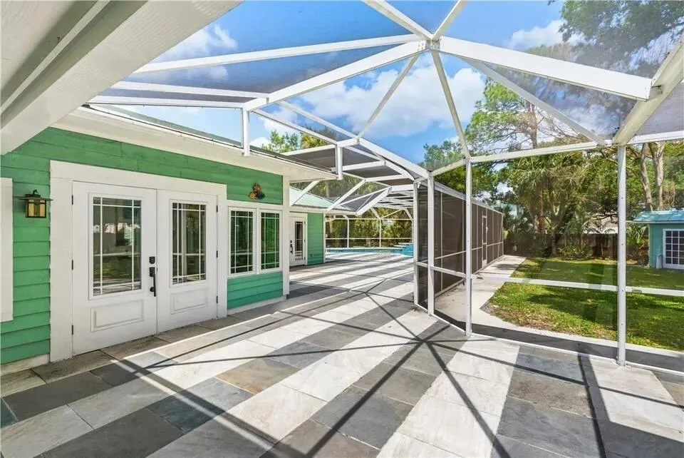 480 38TH COURT Vero Beach, FL 32968