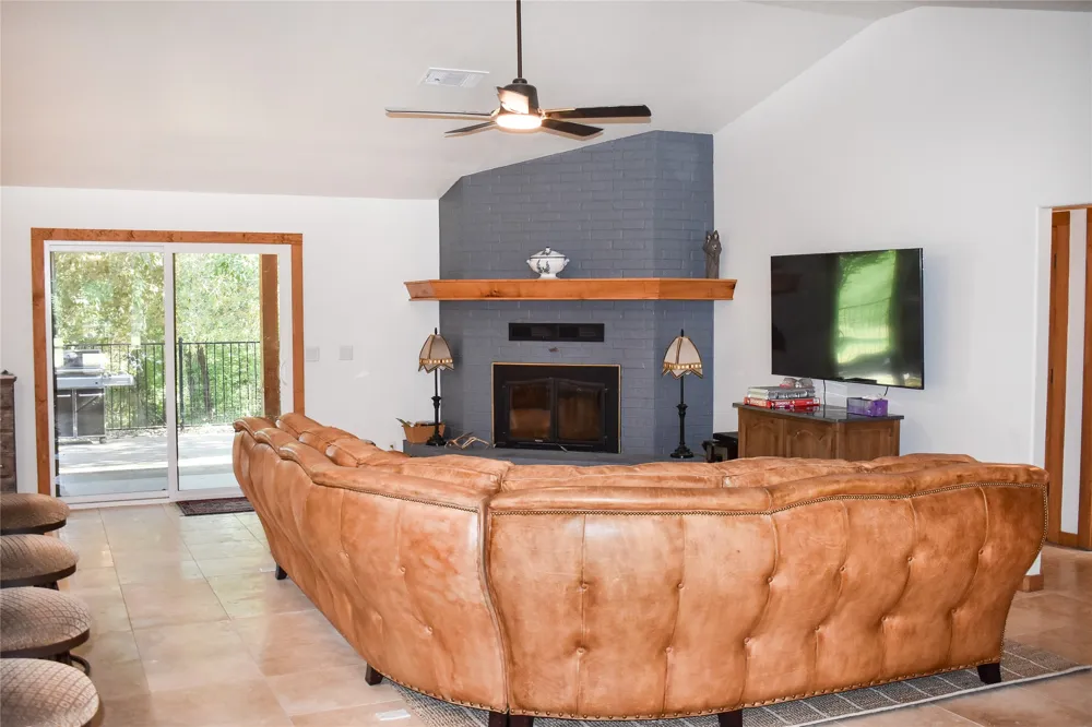 415203 Cornelius Road Antlers, OK 74523