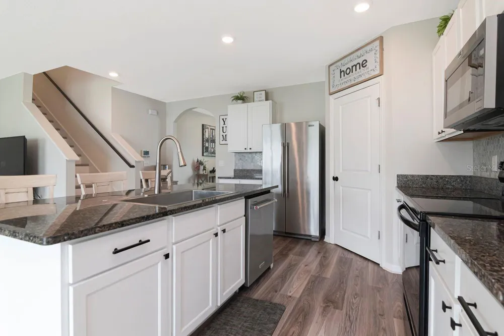 6803 EZRA LOFT PLACE Zephyrhills, FL 33541