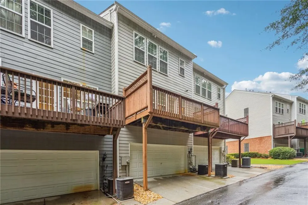 2263 Limehurst Drive NE Brookhaven, GA 30319