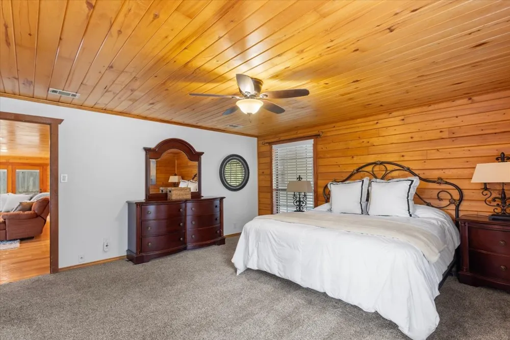 1603 Pineview Lane Hideaway, TX 75771