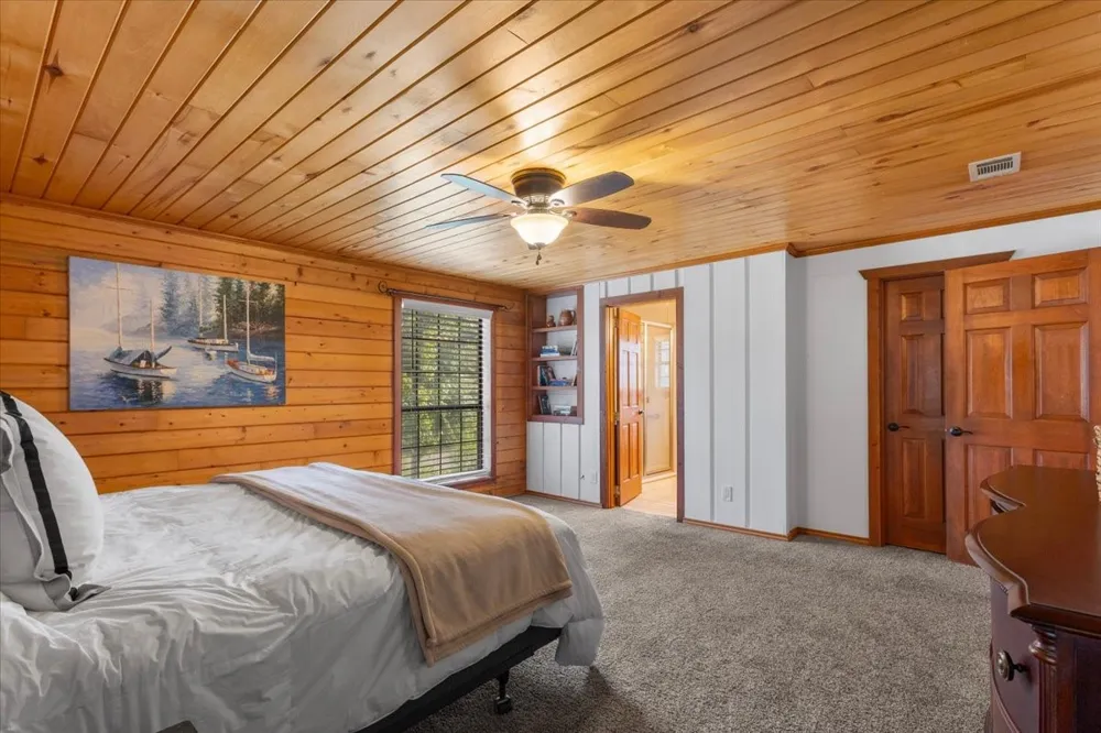1603 Pineview Lane Hideaway, TX 75771