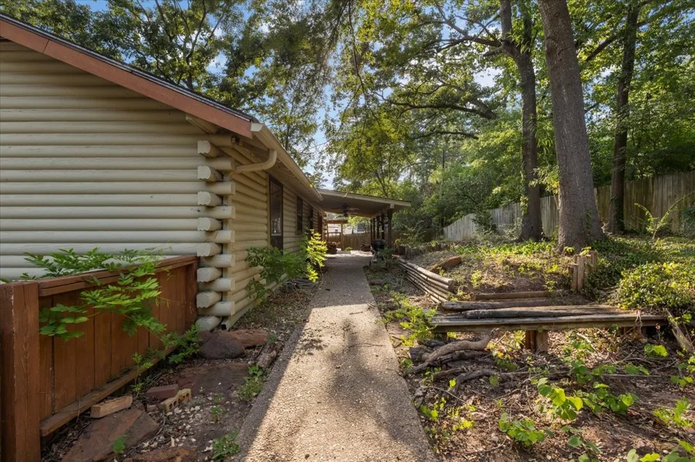 1603 Pineview Lane Hideaway, TX 75771