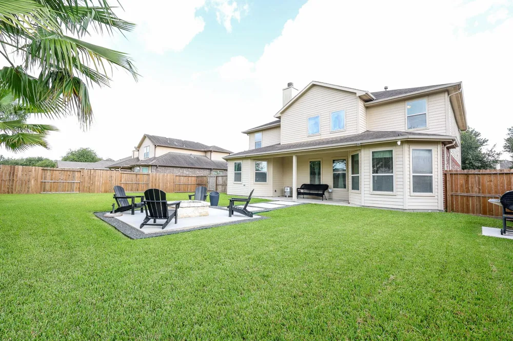 2510 Copper Fields Drive Rosharon, TX 77583