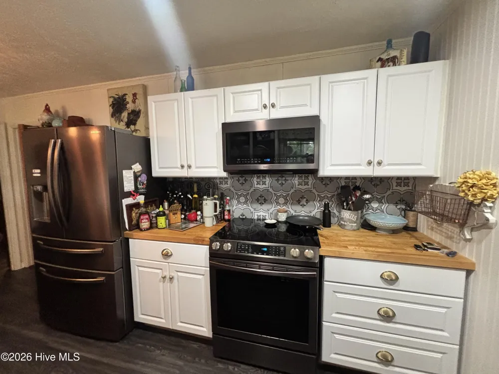 22581 Hoyl Circle Maxton, NC 28364