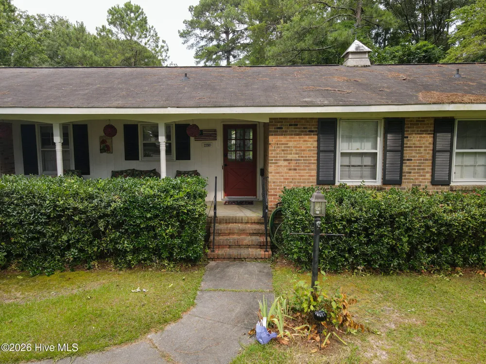 22581 Hoyl Circle Maxton, NC 28364