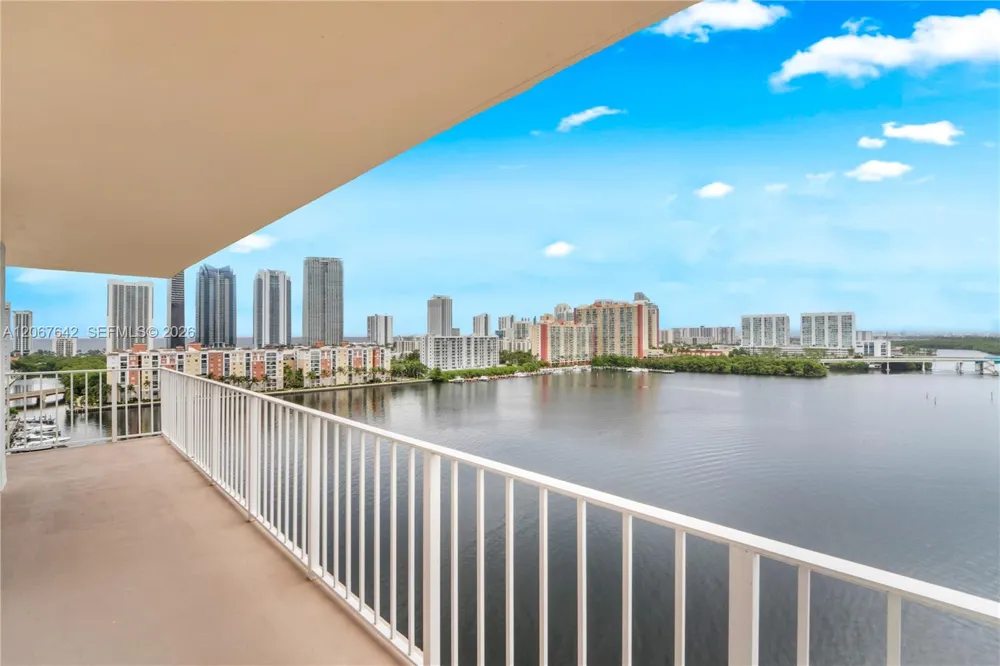 290 174th St #1519 Sunny Isles Beach, FL 33160