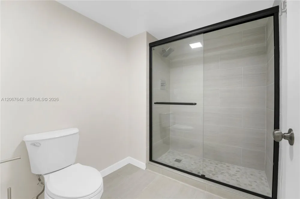 290 174th St #1519 Sunny Isles Beach, FL 33160