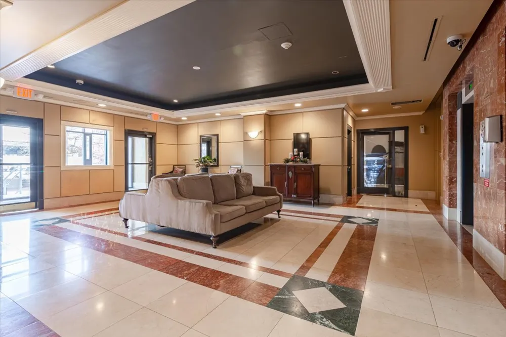 450 W 7th Street #1801-1802 Tulsa, OK 74119