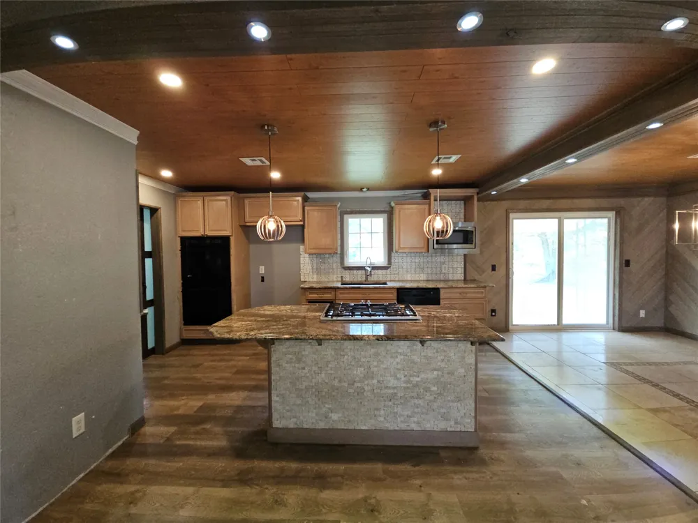 409 W 4th Avenue Bristow, OK 74010
