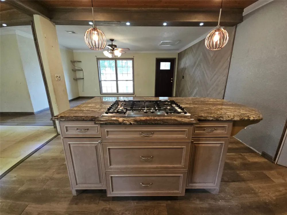 409 W 4th Avenue Bristow, OK 74010