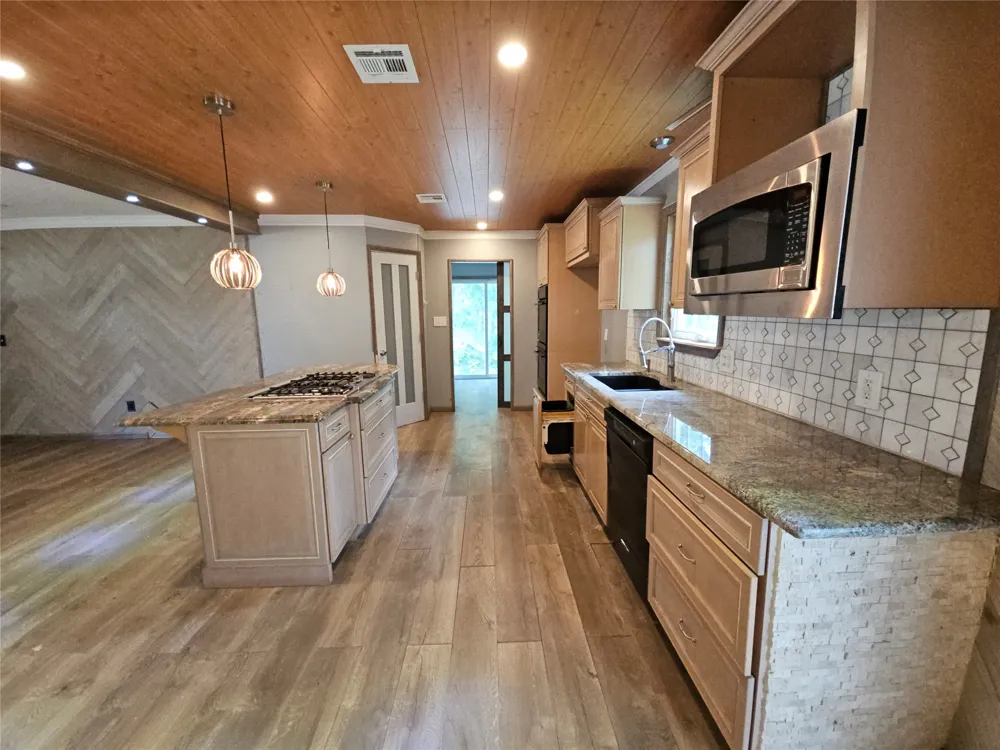 409 W 4th Avenue Bristow, OK 74010