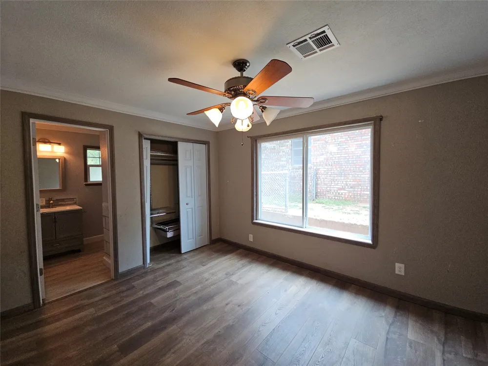 409 W 4th Avenue Bristow, OK 74010