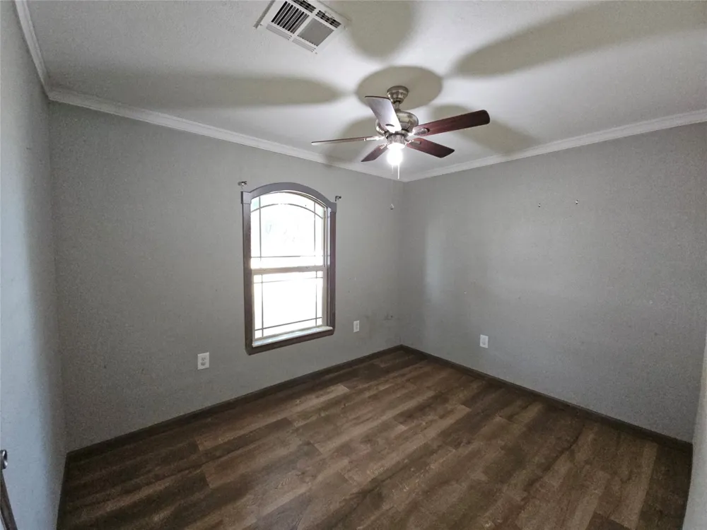 409 W 4th Avenue Bristow, OK 74010