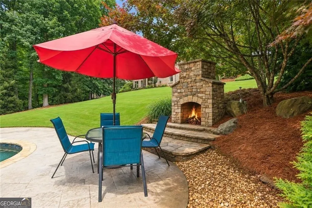 1200 Richmond Glen CIR Milton, GA 30004