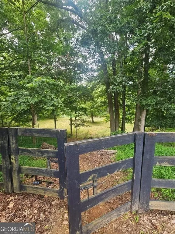 1200 Richmond Glen CIR Milton, GA 30004