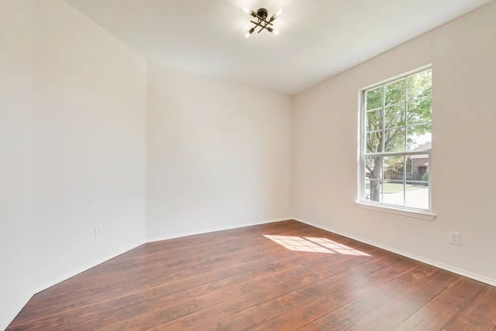 4005 Carrington Drive Garland, TX 75043