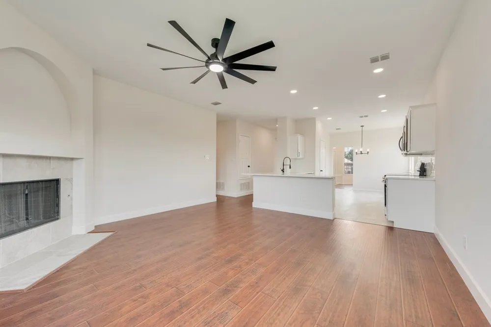 4005 Carrington Drive Garland, TX 75043