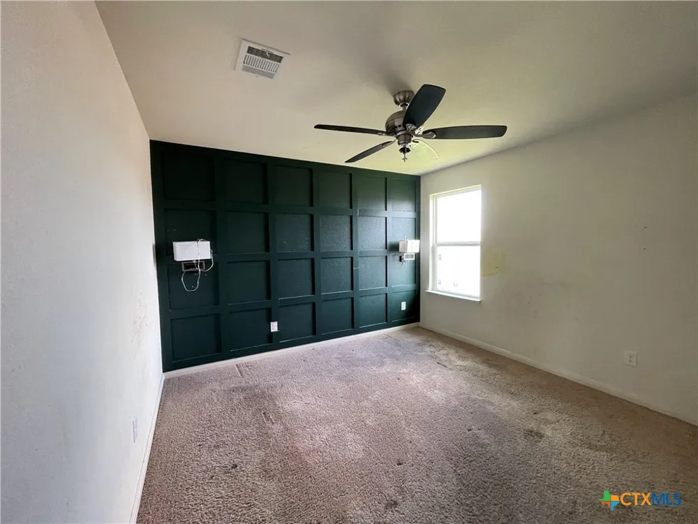 409 Wincliff Lane Jarrell, TX 76537