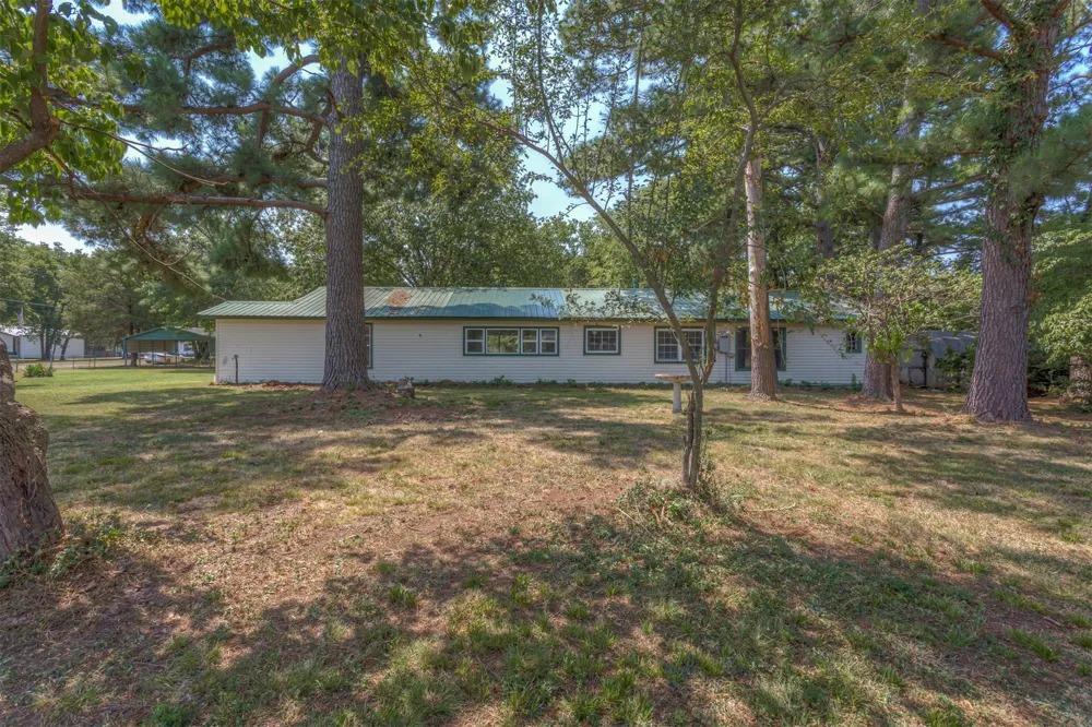 71339 S 329 ROAD Wagoner, OK 74467