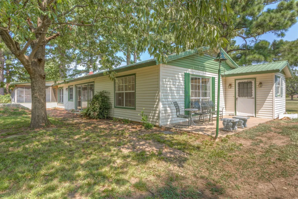 71339 S 329 ROAD Wagoner, OK 74467