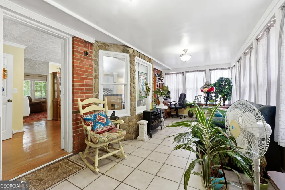 5 Elaine DR SW Cave Spring, GA 30124