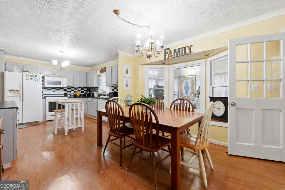 5 Elaine DR SW Cave Spring, GA 30124