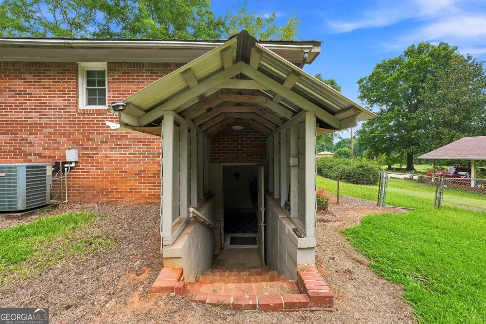 5 Elaine DR SW Cave Spring, GA 30124