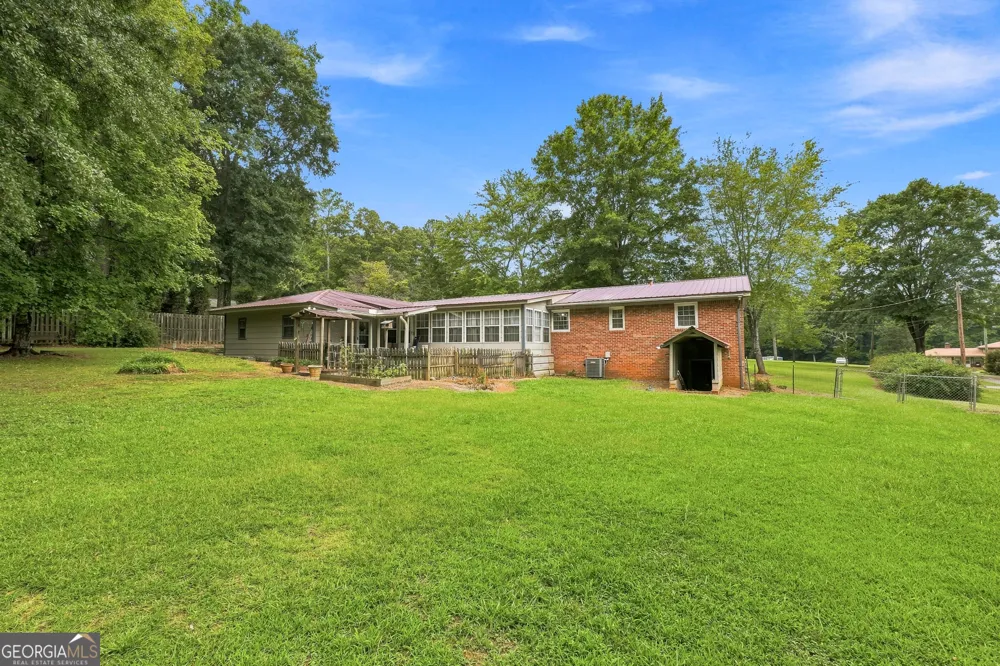 5 Elaine DR SW Cave Spring, GA 30124