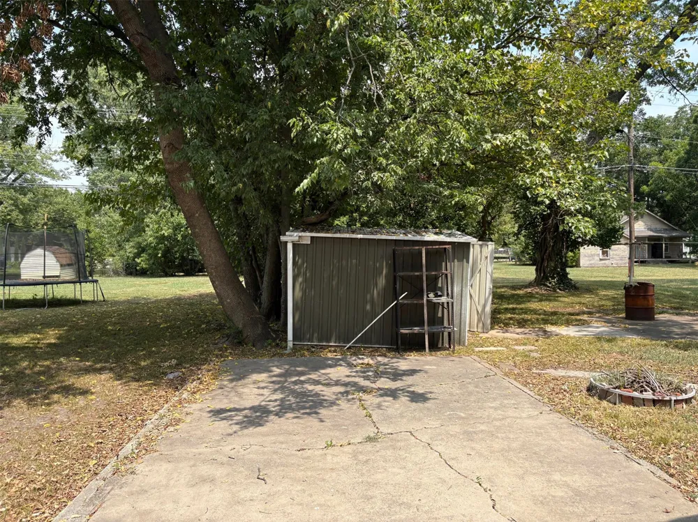 214 S Main Street Afton, OK 74331