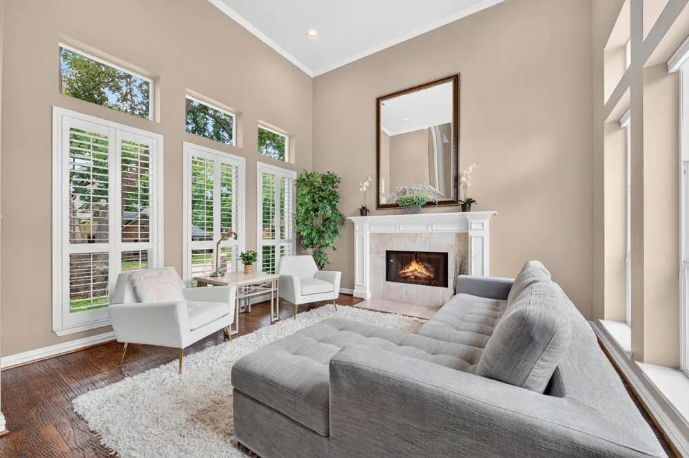 18728 Thorntree Lane Dallas, TX 75252