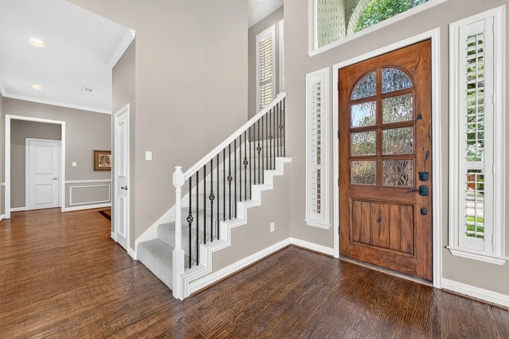18728 Thorntree Lane Dallas, TX 75252