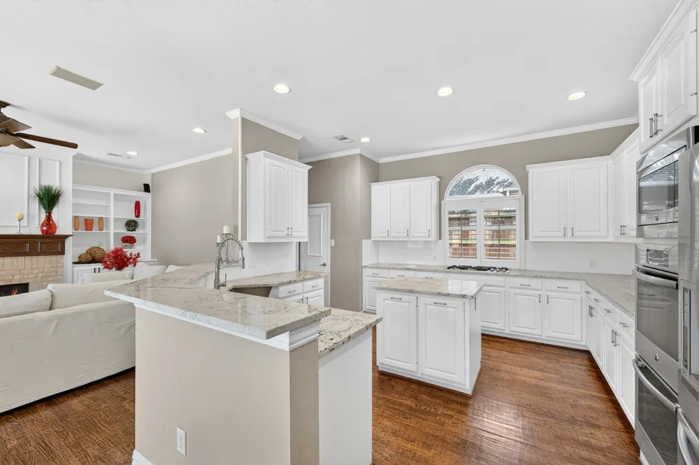 18728 Thorntree Lane Dallas, TX 75252