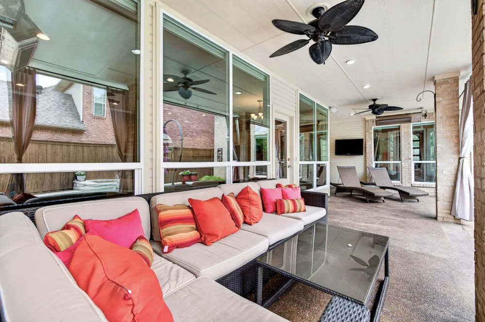 18728 Thorntree Lane Dallas, TX 75252