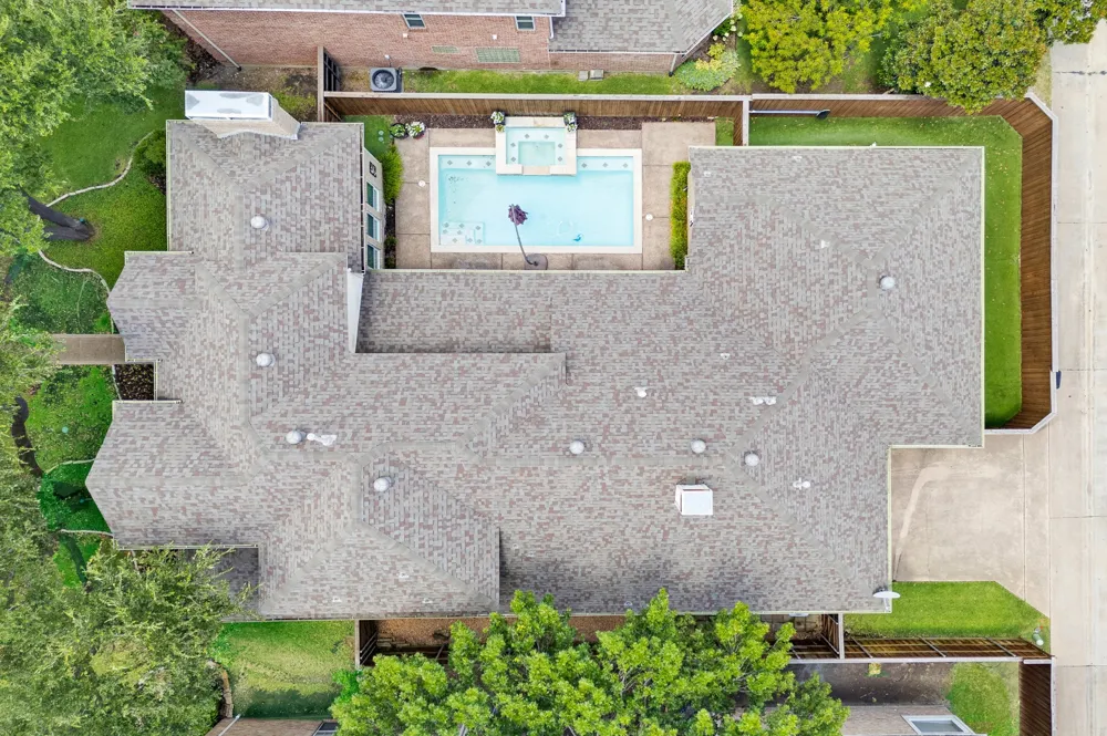 18728 Thorntree Lane Dallas, TX 75252