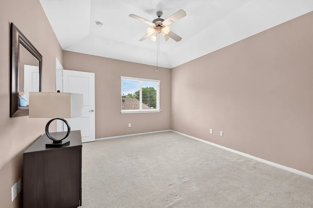 18728 Thorntree Lane Dallas, TX 75252