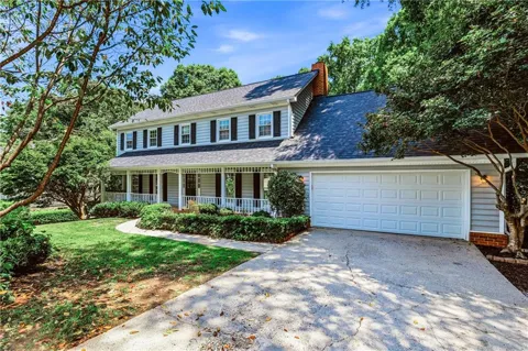 1132 Mary Lee Lane SW