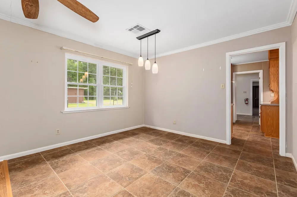 536 Wallisville Road Liberty, TX 77575