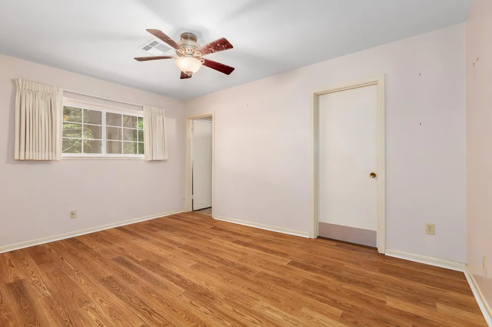 536 Wallisville Road Liberty, TX 77575