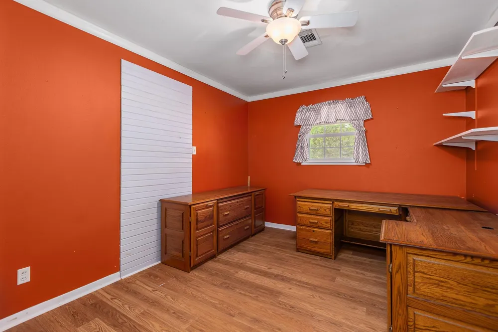 536 Wallisville Road Liberty, TX 77575