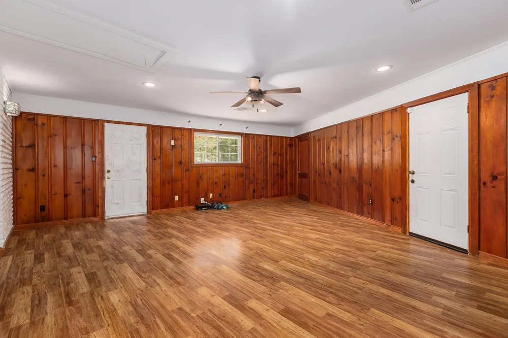 536 Wallisville Road Liberty, TX 77575