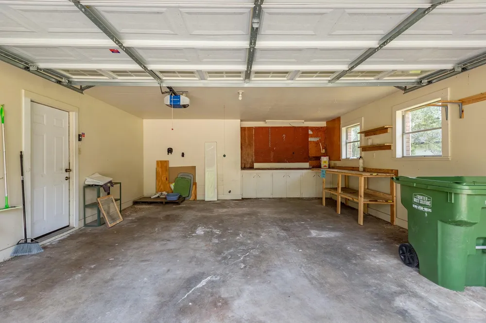 536 Wallisville Road Liberty, TX 77575