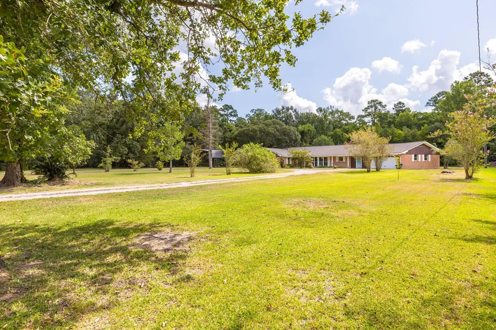 536 Wallisville Road Liberty, TX 77575
