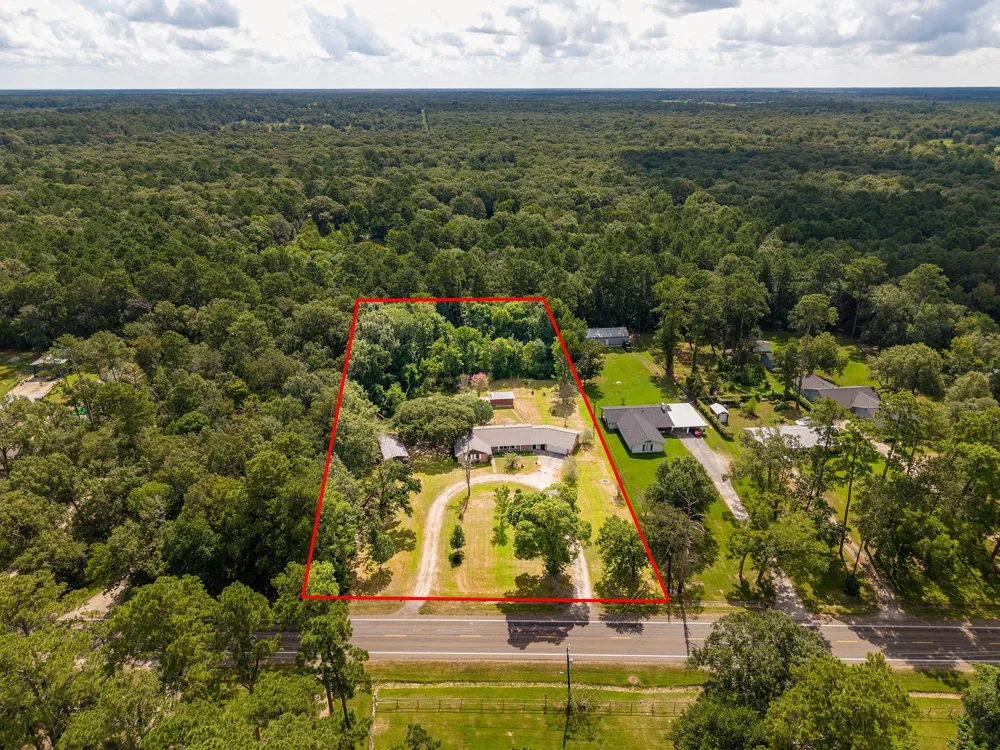 536 Wallisville Road Liberty, TX 77575