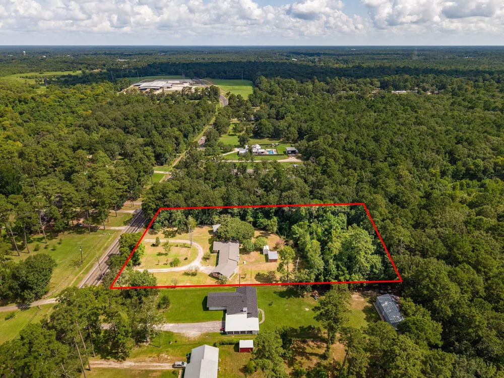536 Wallisville Road Liberty, TX 77575