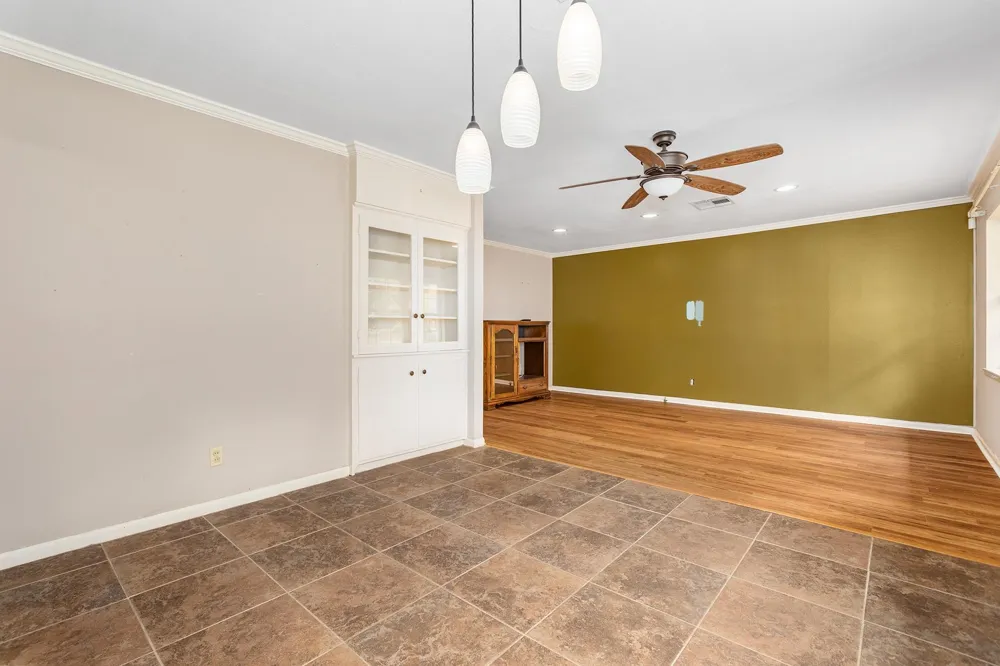 536 Wallisville Road Liberty, TX 77575