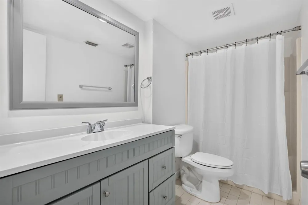 1200 SE Parkview Place #F-5 Stuart, FL 34994