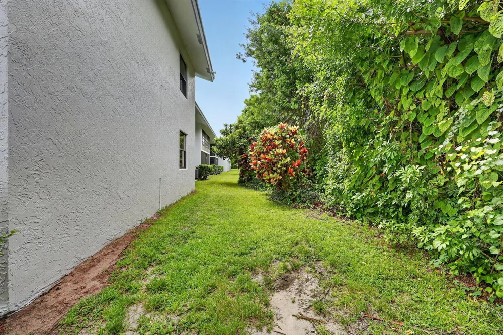 1200 SE Parkview Place #F-5 Stuart, FL 34994