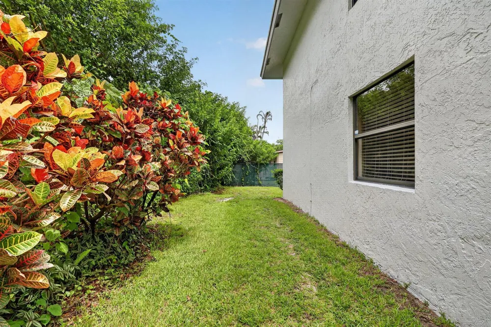 1200 SE Parkview Place #F-5 Stuart, FL 34994