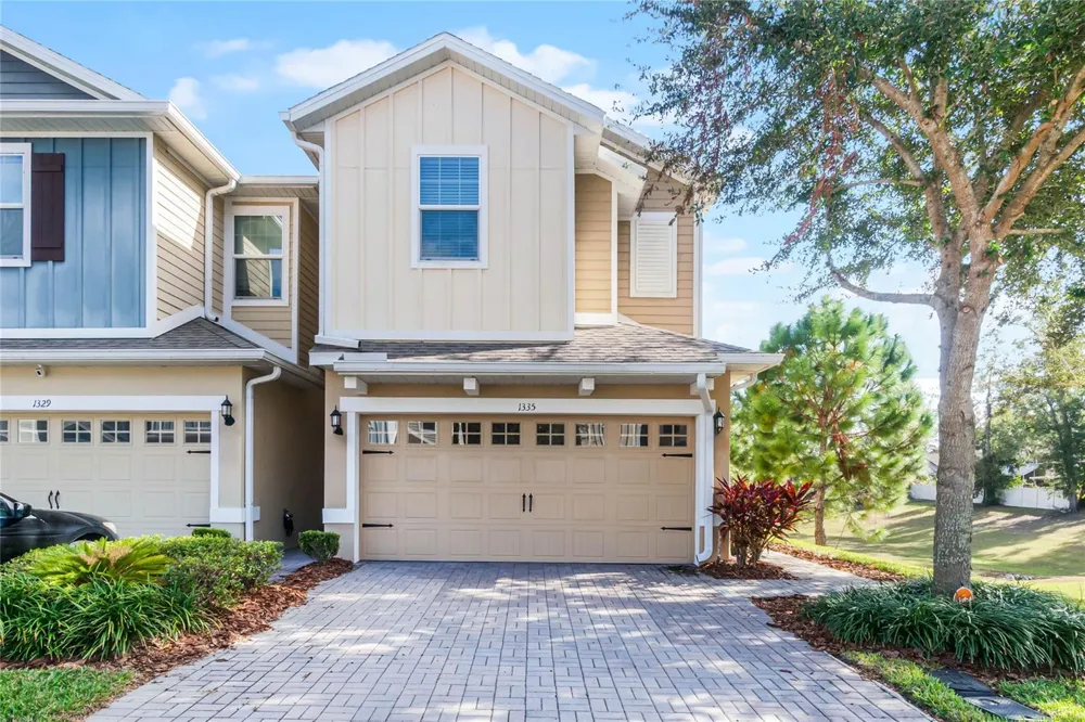 1335 E 10TH STREET Apopka, FL 32703